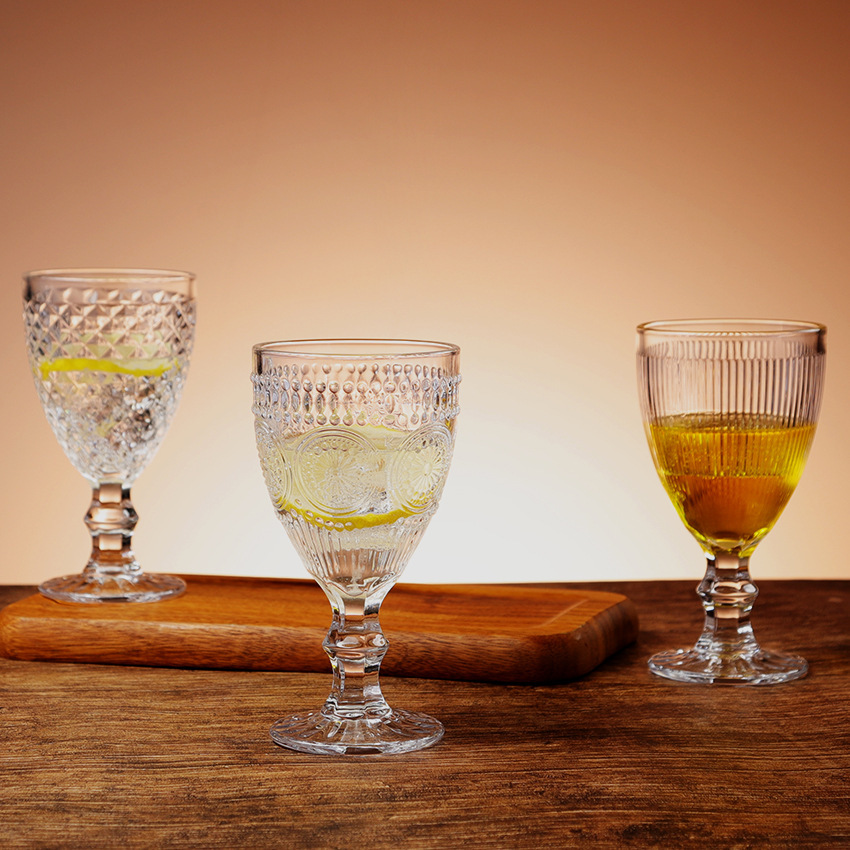 Vintage europeo de pies bajos sol relieve taza de vino vino taza de champán taza de jugo taza de batido taza de bebida fría