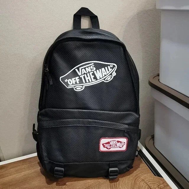 V @ NS Vance new perforated pu leather large capacity skateboard logo shoulder bag bag travel bag cross-border e-commerce