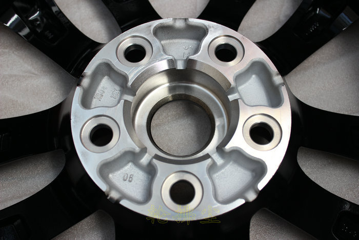 Compatible with Chevrolet Trax 17inch original genuine matching aluminum alloy rims for Chi Rui and Feng Rui modifications
