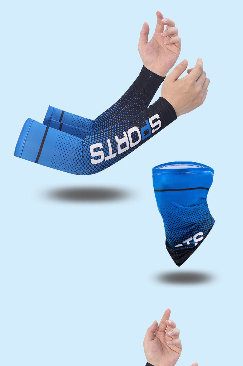 Sleeves in various colors