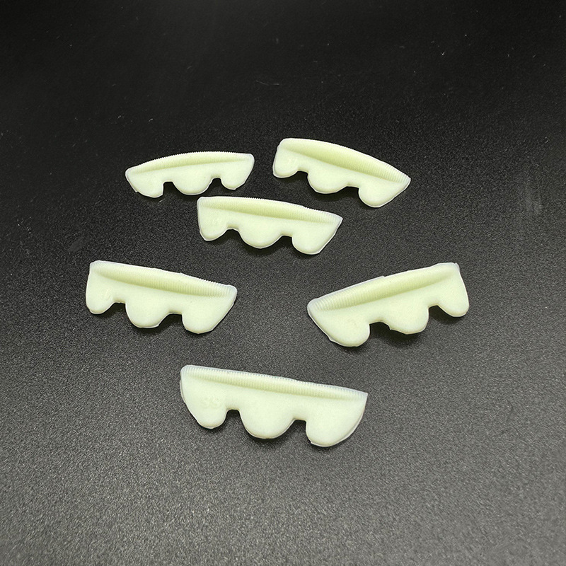 上まつげシリコンパッドの角タンパク質のまつげ術の金型のまつげの貼るシリコンの葵の縁の巻き上げのツール|undefined