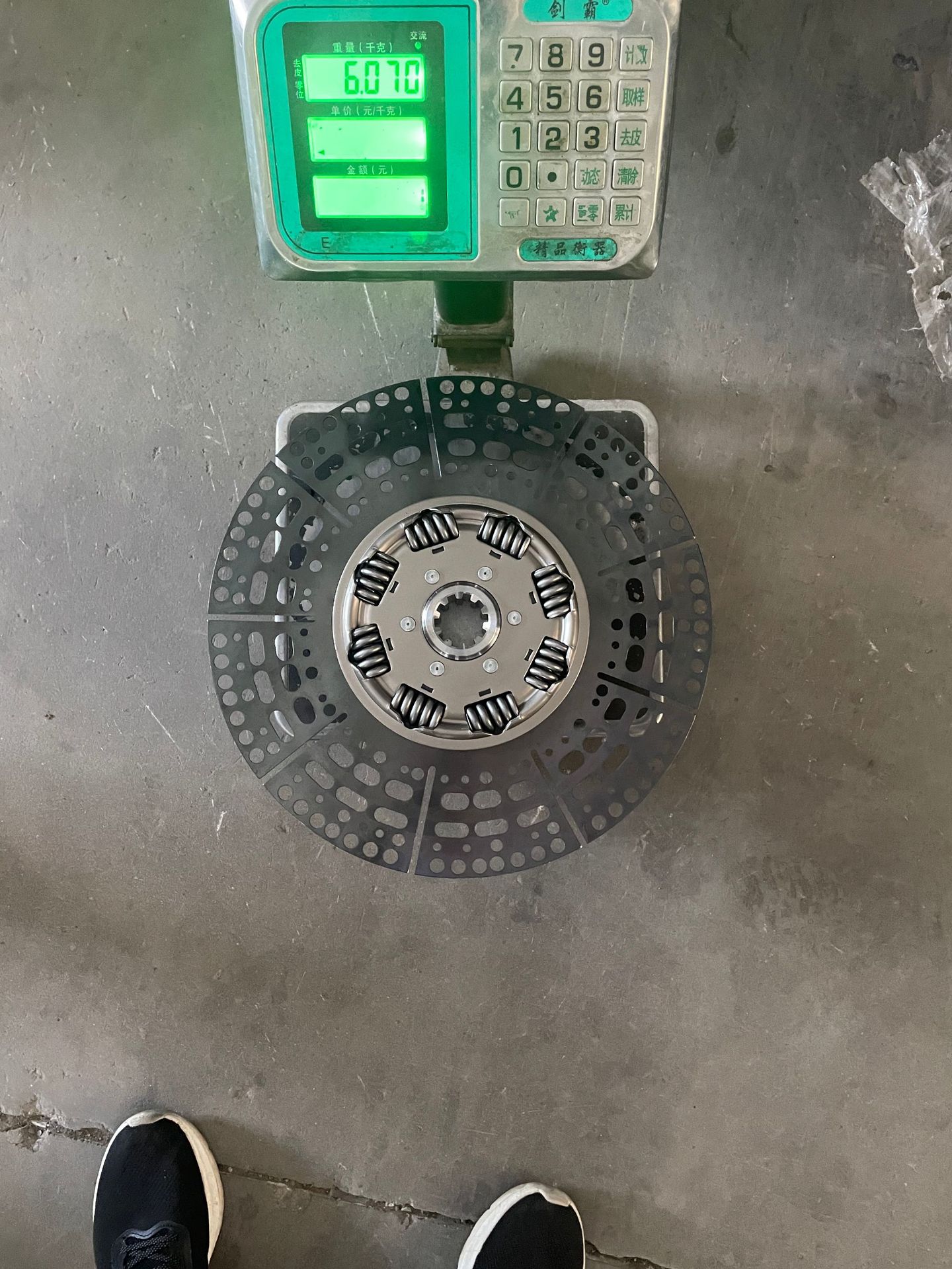 DS380 clutch plate, 42-10 teeth, for medium-duty trucks, three-stage shock absorption, suitable for Dongfeng Tianjin 153 and Foton Auman medium-duty trucks