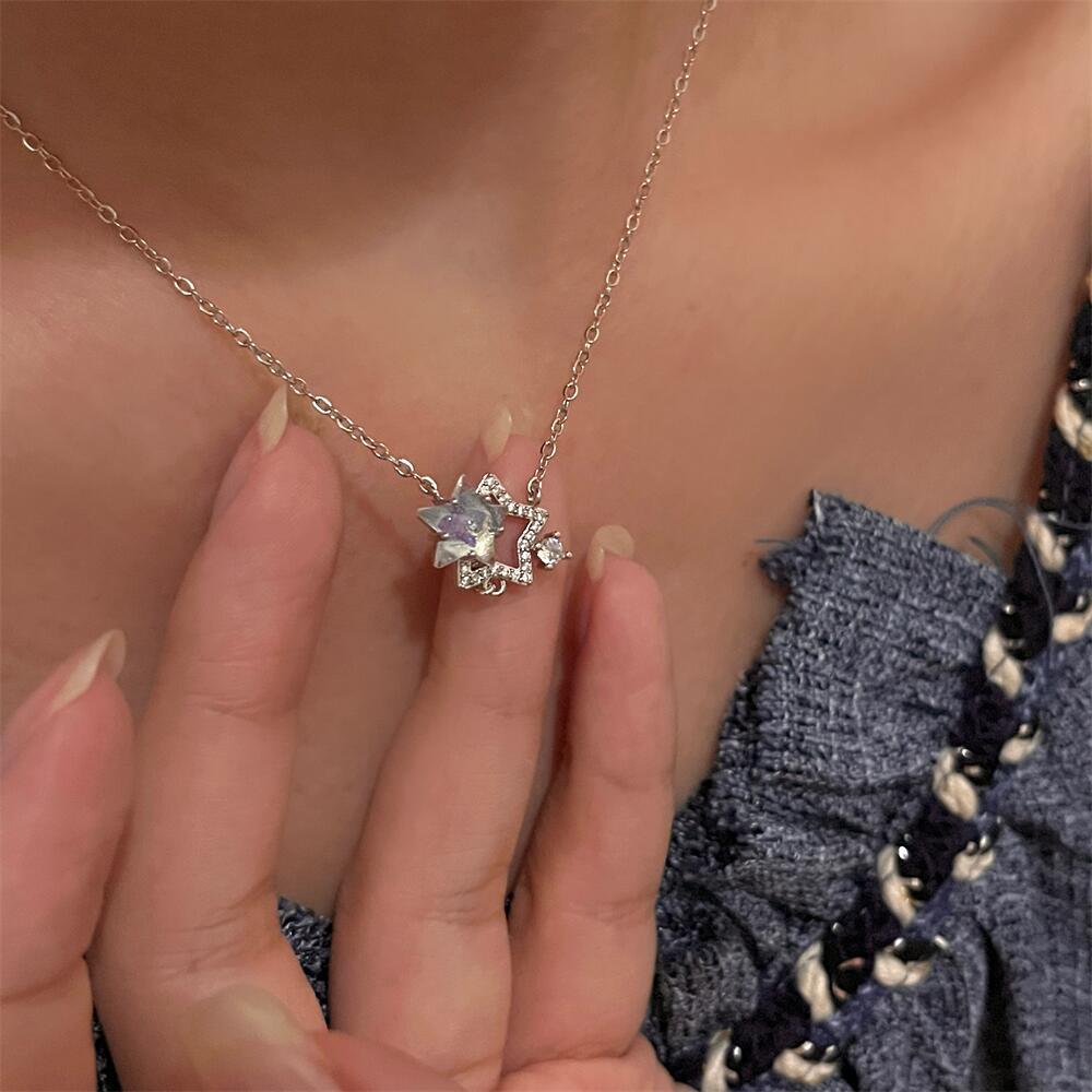 Ig Style Retro Star Alloy Copper Plating Inlay Zircon Necklace display picture 4
