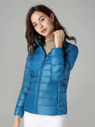 European Women's down Jacket 2025 New Short Style Lightweight Thickened Warm Slim Fit Korean Style White Duck down Fashion Coat