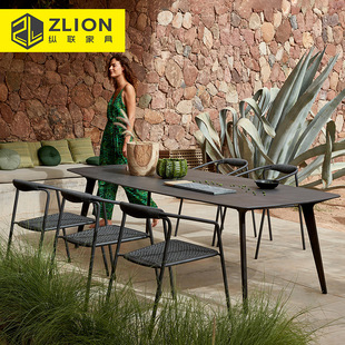 Outdoor Villa Garden Courtyard Tables and Chairs Outdoor Open-Air Leisure Terrace Dining Tables and Chairs Waterproof and Sun-Proof Teak Tables and Chairs