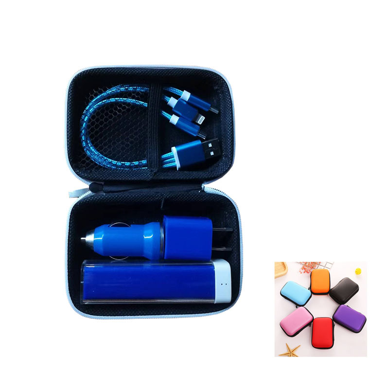 跨境商务旅行充电器套装内含2600毫安墙充车充充电宝数据线车载