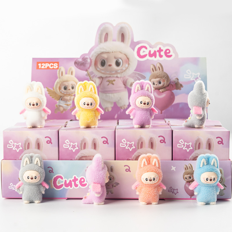 コーラ植毛ラブ布小さな装飾品子供のおもちゃバブルマート屋台卸売トレンディなおもちゃ人形ブラインドバッグブラインドボックス