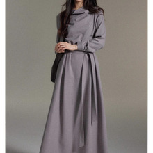 2025秋季新款高级感长袖斜门襟连衣裙女秋知识分子风收腰裙