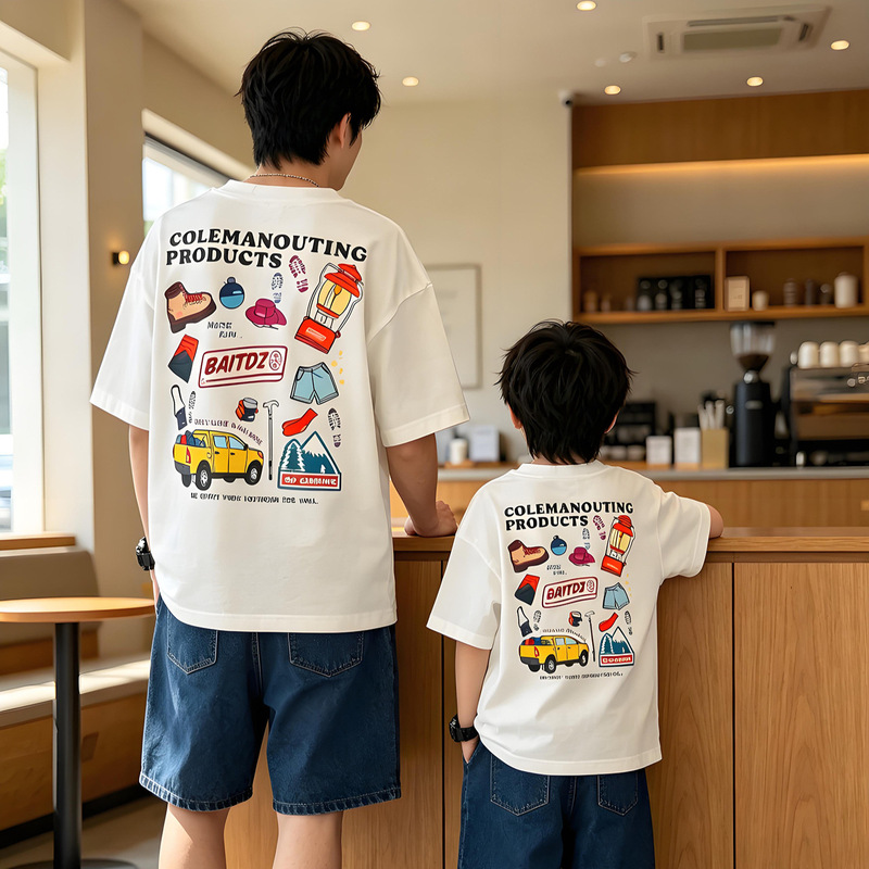 2026 family matching outfits for a family of three, summer Japanese-style short-sleeve T-shirts for boys and girls with cartoon patterns, stylish family outfits 2026 family matching outfits for a family of three, summer Japanese-style short-sleeve T-shirts for boys and girls with cartoon patterns, stylish family outfits