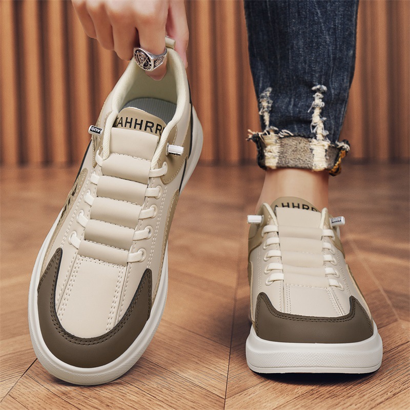 Zapatos de moda para estudiantes de skate de fondo plano de altura baja zapatos de hombre 2025 primavera nuevos zapatos de moda deportivos casuales de cuero para hombres