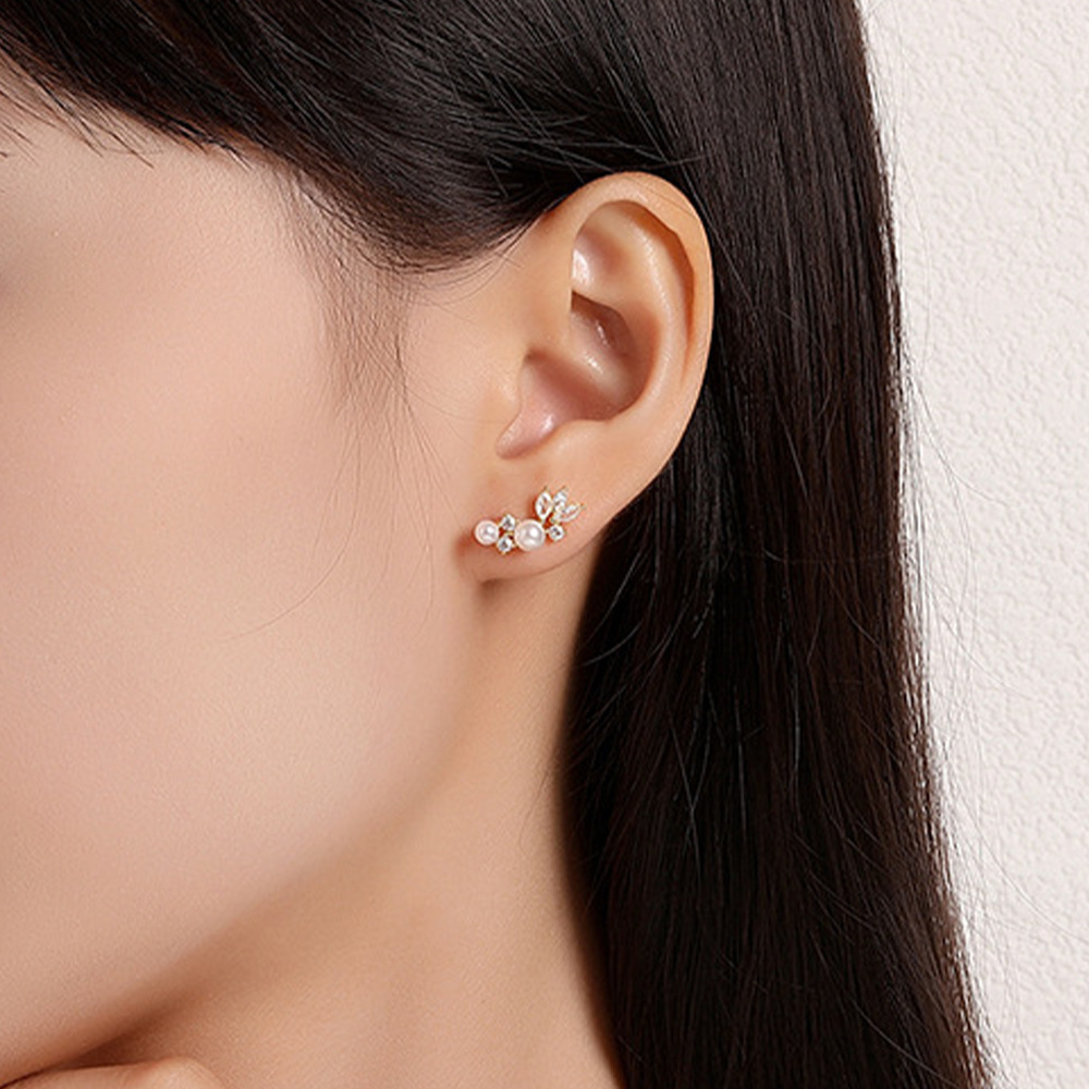 2g Weight Pearl, Zircon Inlay Material Ear Studs Classification 1 Pair Quantity Daily Occasion 925 Sterling Silver Material Geometric Pattern Women's Gender Plating, Inlay Design Simple Style Style 1 Pair 925 Sterling Silver Pearl Zircon Geometric Ear Studs 14