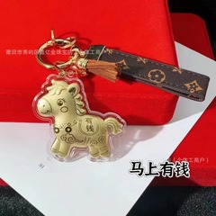 純金キーホルダー、すぐにお金がもらえる、携帯電話ペンダント、ゴールドホースバッグペンダント、ギフト工場卸売メーカー人気モデル