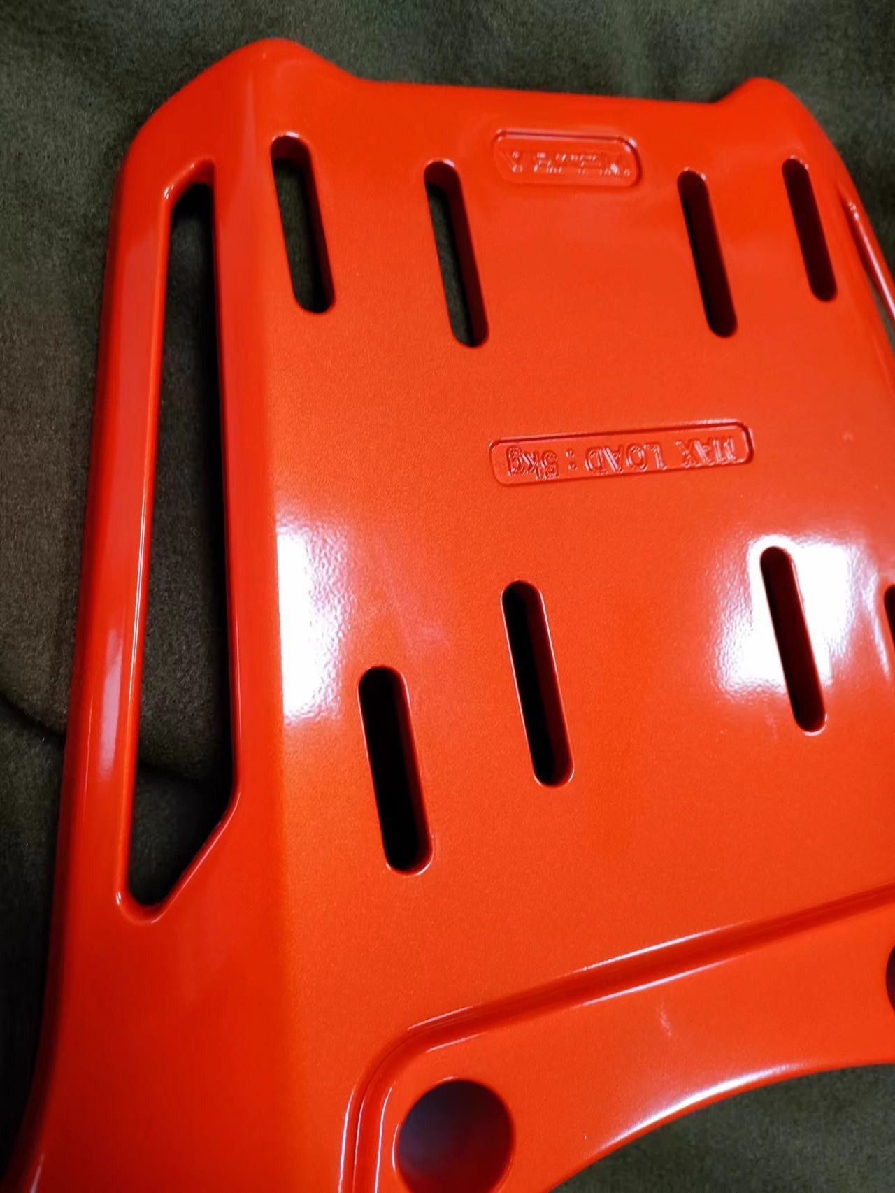 Aplicable a Guangyang s350 250 universal integrado aleación de aluminio de la cola para llevar soporte de estante trasero de motocicleta