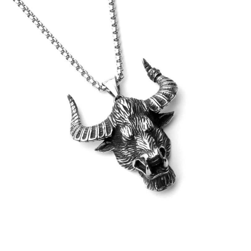 Collana in acciaio al titanio con testa di toro in stile punk, ciondolo personalizzato per uomini e donne alla moda_voghion.com