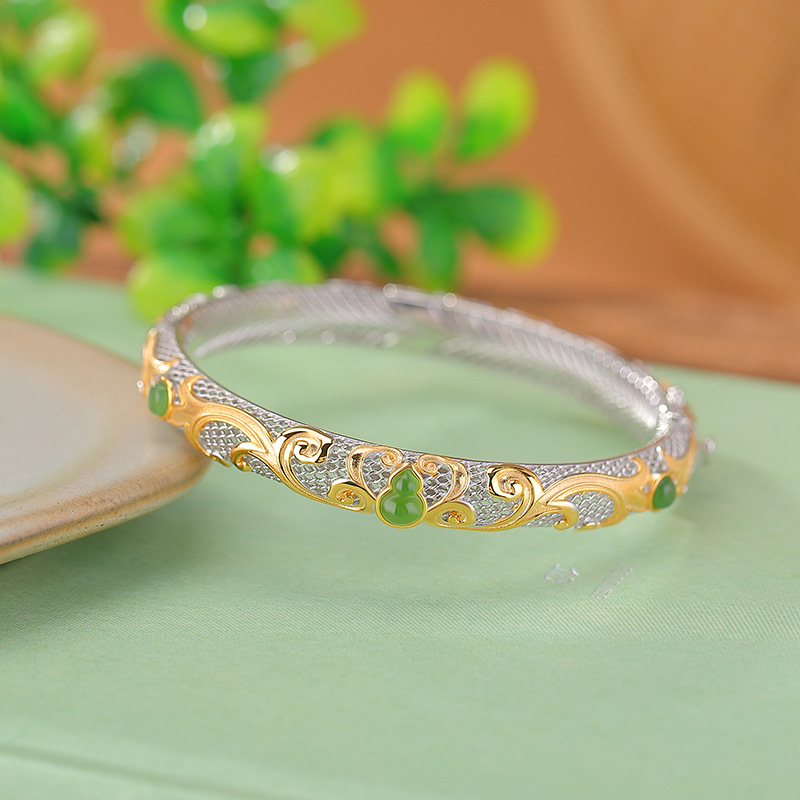 Vòng tay bạc S925 mạ vàng đính ngọc bích phong cách cổ điển họa tiết phúc lộc — Kiểu mạ tách màu