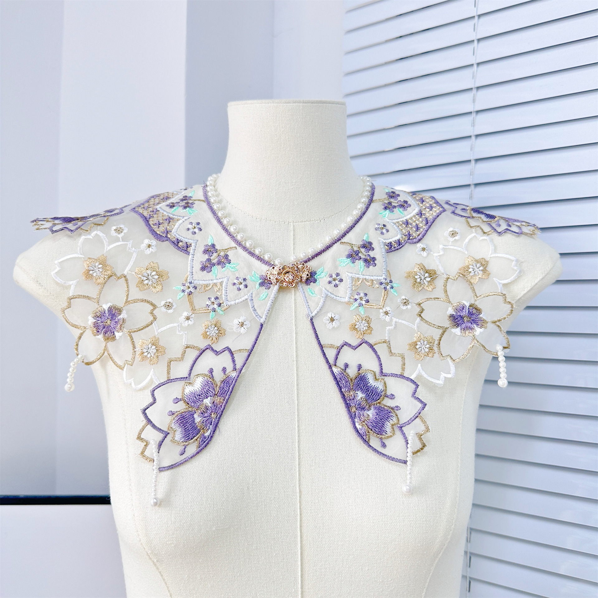Collar bordado colorido con cuentas borla collar flor estilo antiguo hanfu chaleco falda niños vestido de mujer a juego collar falso