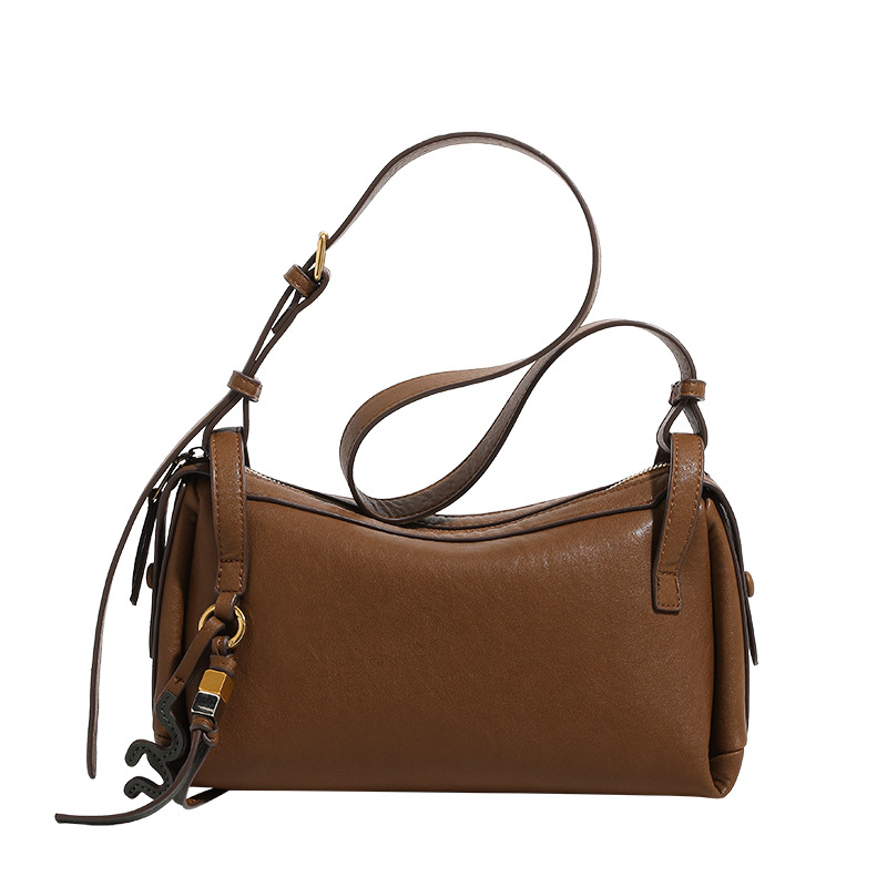 Retro Women's Shoulder Bag In Vegetable Tanned Cowhide Leather_voghion.com