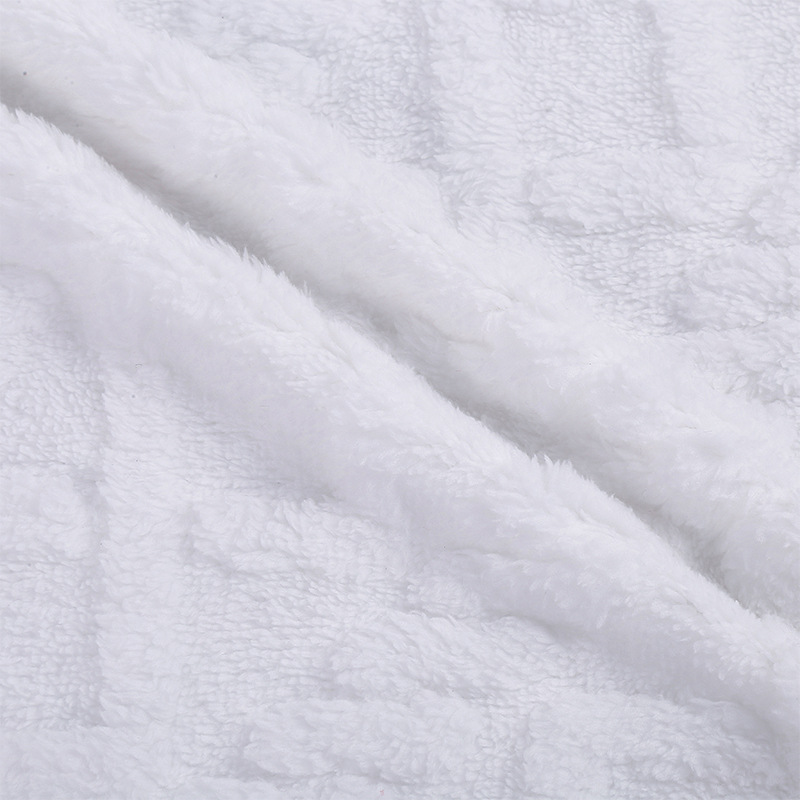 Wholesale of double-sided jacquard diamond-shaped velvet fabric, warp knitted polyester velvet fabric, double-sided comfort-cotton velvet home clothing and blanket fabric detail image 14