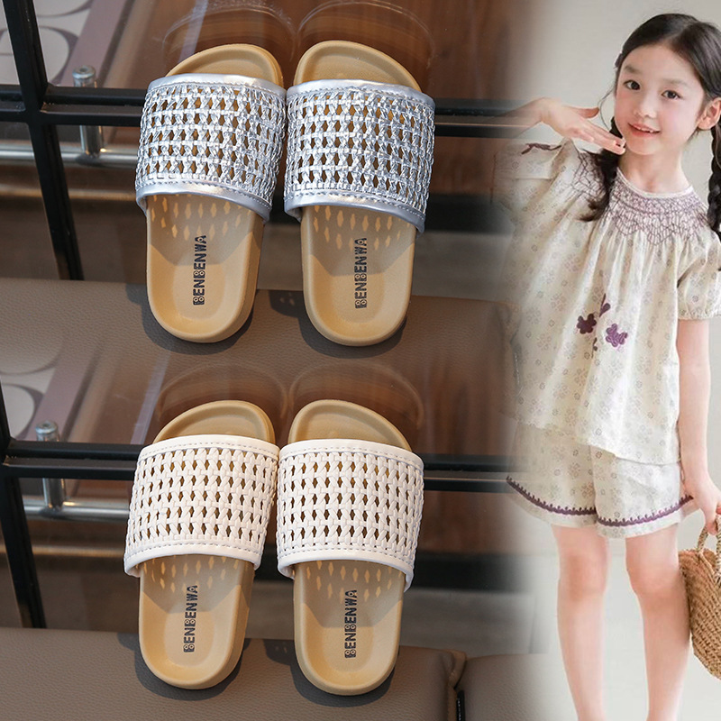 Children's Slippers Wearing Woven Birkenstocks Shoes Summer Seaside Shoes Open Toe Outdoor Sandals and Slippers Princess Shoes
