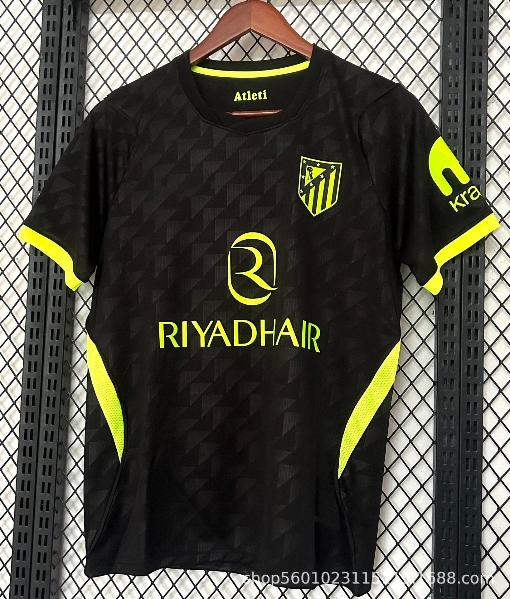 Camisetas de aficionado del Barcelona, Real Madrid, Tottenham, Inter de Milán, Manchester City, Miami, Arsenal y Liverpool para la temporada 2627, uniformes de fútbol.