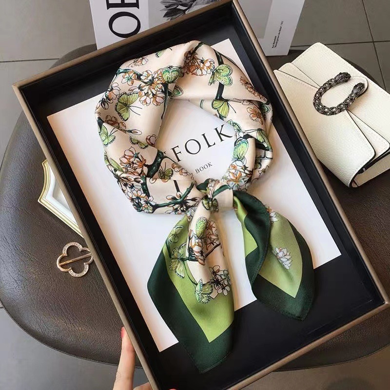 New 70*70cm Korean version of small square scarf women's silk scarf spring and summer thin sunscreen scarf neck strap bag hair strap Joker New 70*70cm Korean version of small square scarf women's silk scarf spring and summer thin sunscreen scarf neck strap bag hair strap Joker