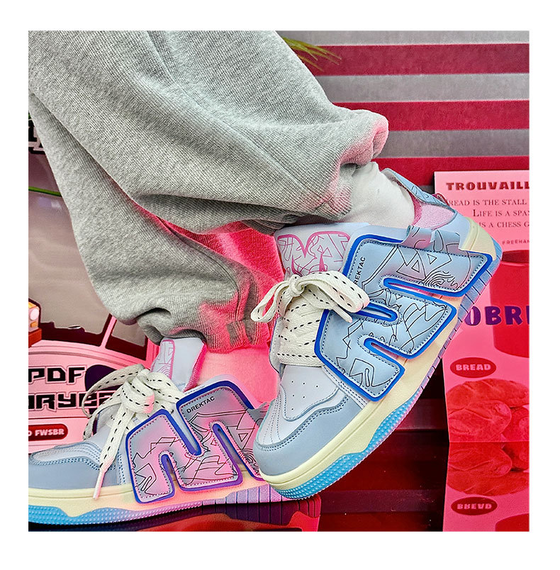 Niche skate shoes 2023 new original design wheat whirlwind hip-hop men and women couples casual all-match skateboard bread shoes_voghion.com