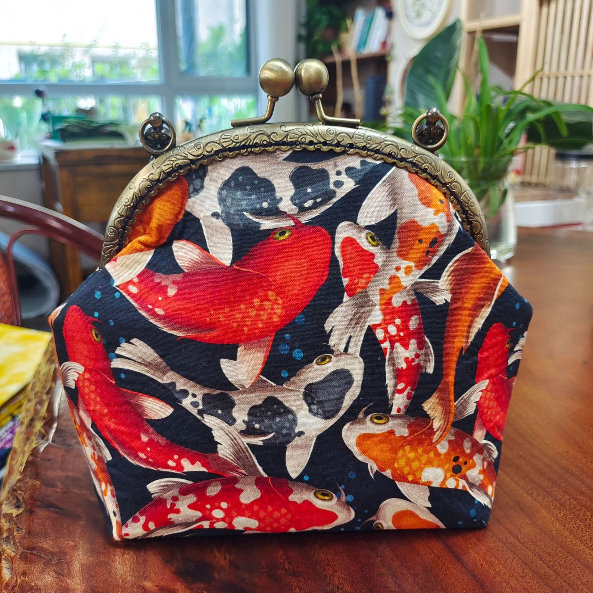 Nuevo estilo creativo hecho a mano diy billetera boca bolsa de oro bolsa de almacenamiento de material auto-bordado bolsa de patchwork bolsa de mensajero