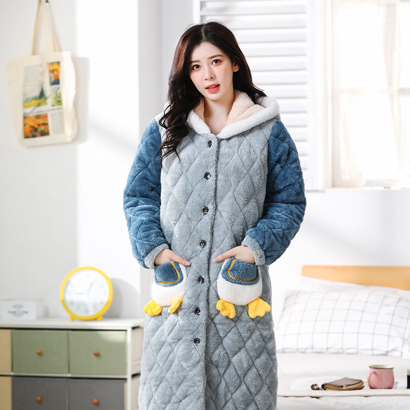 여성용 겨울 잠옷 3겹 패딩 두껍고 긴 후드 산호 플리스 잠옷 여성용 귀여운 플러스 벨벳 따뜻한 가운