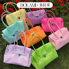 �羳�ļ�������Ů�������ٴ��K���ͨ���������ذ��μ�Ҹ�P���