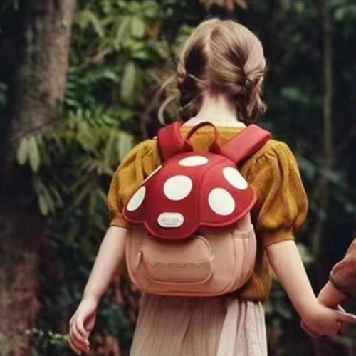 Zoyzoii Kids Backpack, suitable for boys and girls, kindergarten, breathable, ergonomic, lightweight, mushroom cake airplane design