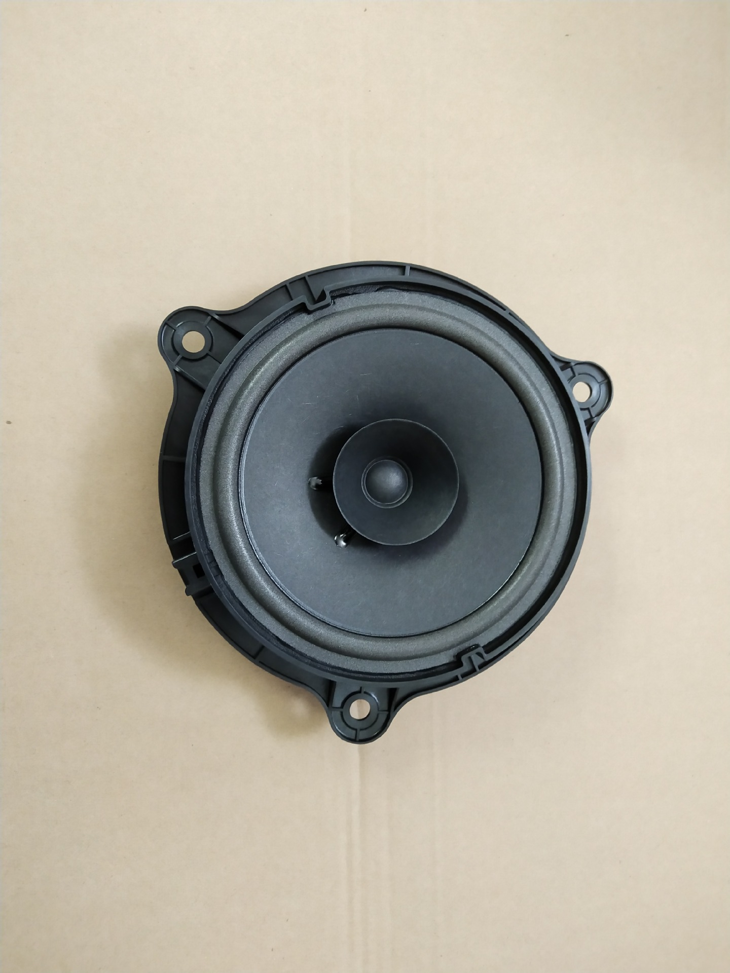 28156-2Fj1B 6.5inch Door Audio Speaker Speaker Suitable for Nissan Model Universal Door Speaker