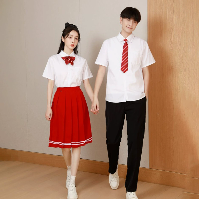 Национальный день патриотический хор конкурс производительность Униформа класс Униформа костюм младшая средняя школа окончание средней школы декламация партия здание красная песня производительность