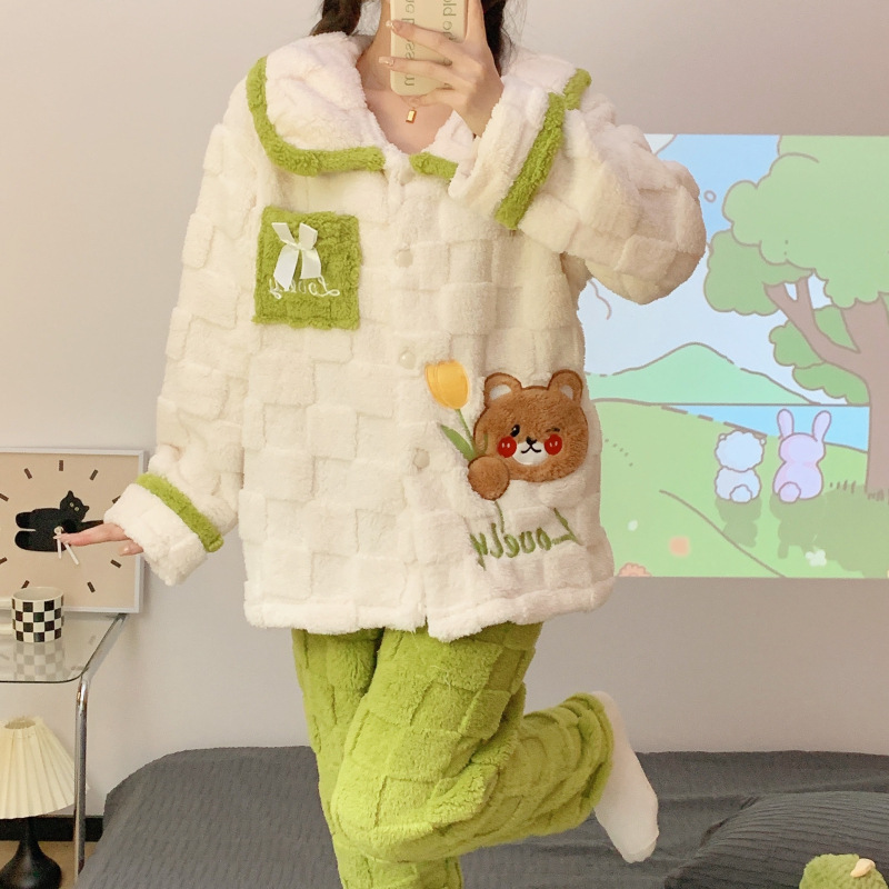 Estilo coreano japonés Otoño e Invierno pijamas de las mujeres felpa engrosada caliente dulce chica más tamaño cardigan desgaste del hogar se puede usar fuera