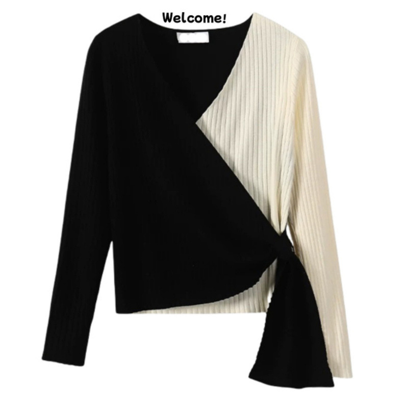French V Neck Contrasting Cross Strap Long-Sleeved Knitted Women's 2024 Autumn New Large Size Fat mm Niche Chic Top French V Neck Contrasting Cross Strap Long-Sleeved Knitted Women's 2024 Autumn New Large Size Fat mm Niche Chic Top