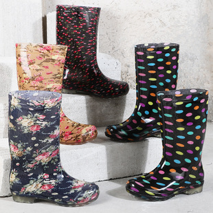 Spring and Autumn Mid-tube Camouflage Flower Cloth Women's Rain Boots Crystal Rain Boots Lightweight Non-slip Rubber Shoes Warm Cover Kitchen Water Shoes Women's Shoes