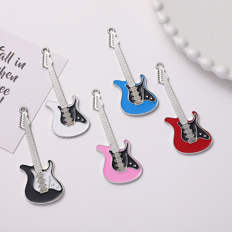 Cross-Border New Colorful Enamel Alloy Guitar Accessories, Simple and Exquisite Niche Design Pendant Keychain Necklace Accessories Cross-Border New Colorful Enamel Alloy Guitar Accessories, Simple and Exquisite Niche Design Pendant Keychain Necklace Accessories