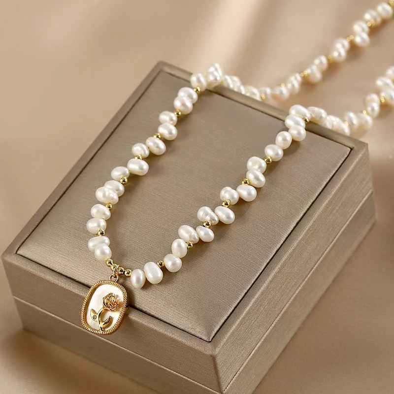 Colar de pérolas de luxo com fecho magnético para mulher_voghion.com