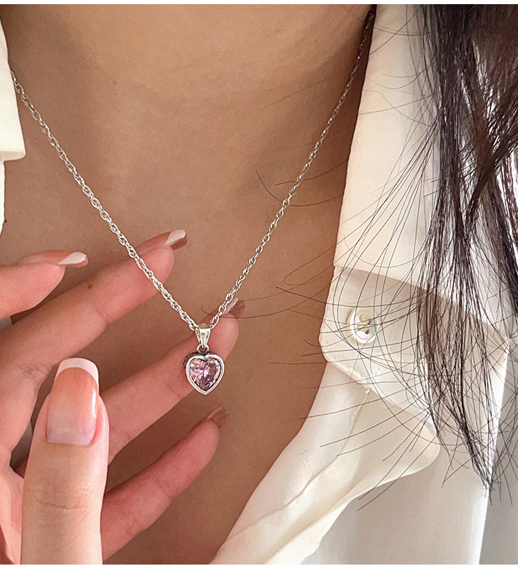Heart Shape Pattern 925 Sterling Silver Zircon Inlay Heart Shape Pendant Necklace