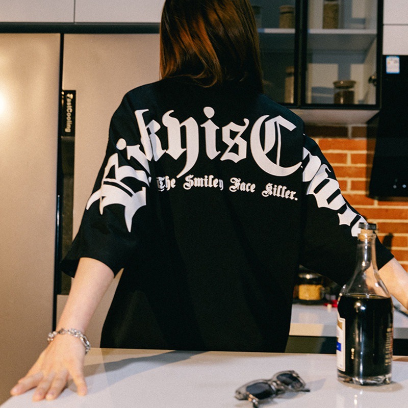 Camiseta de manga corta para hombre Camiseta de media manga estilo coreano suelta de gran tamaño versátil casual hip hop camiseta de moda para hombre