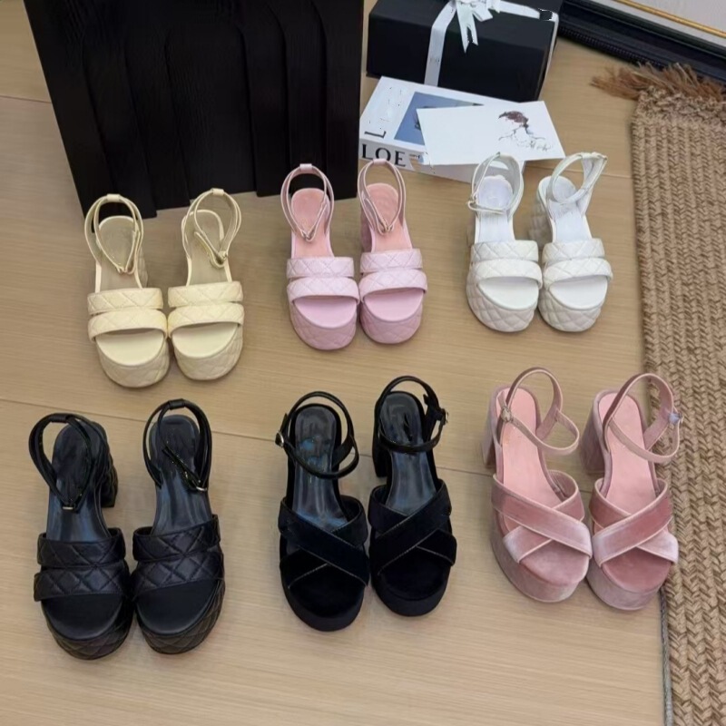 High Version Xiaoxiang 25 New Cross-Strap Velvet Quilted Genuine Leather Sole Sheepskin Waterproof Platform Thick Heel Super High Heel Sandals for Women