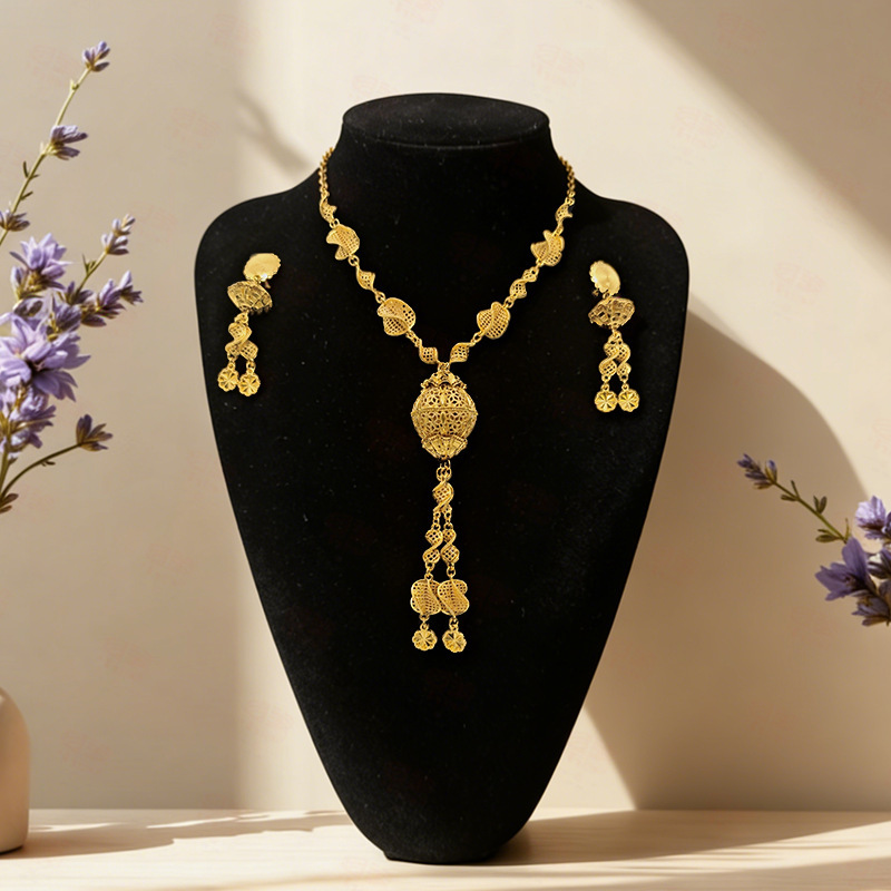 Cross-Border Middle Eastern, European and American Fashion Gold-Plated Necklace and Earrings Two-Piece Set Dubai Women's Versatile Jewelry Cross-Border Middle Eastern, European and American Fashion Gold-Plated Necklace and Earrings Two-Piece Set Dubai Women's Versatile Jewelry