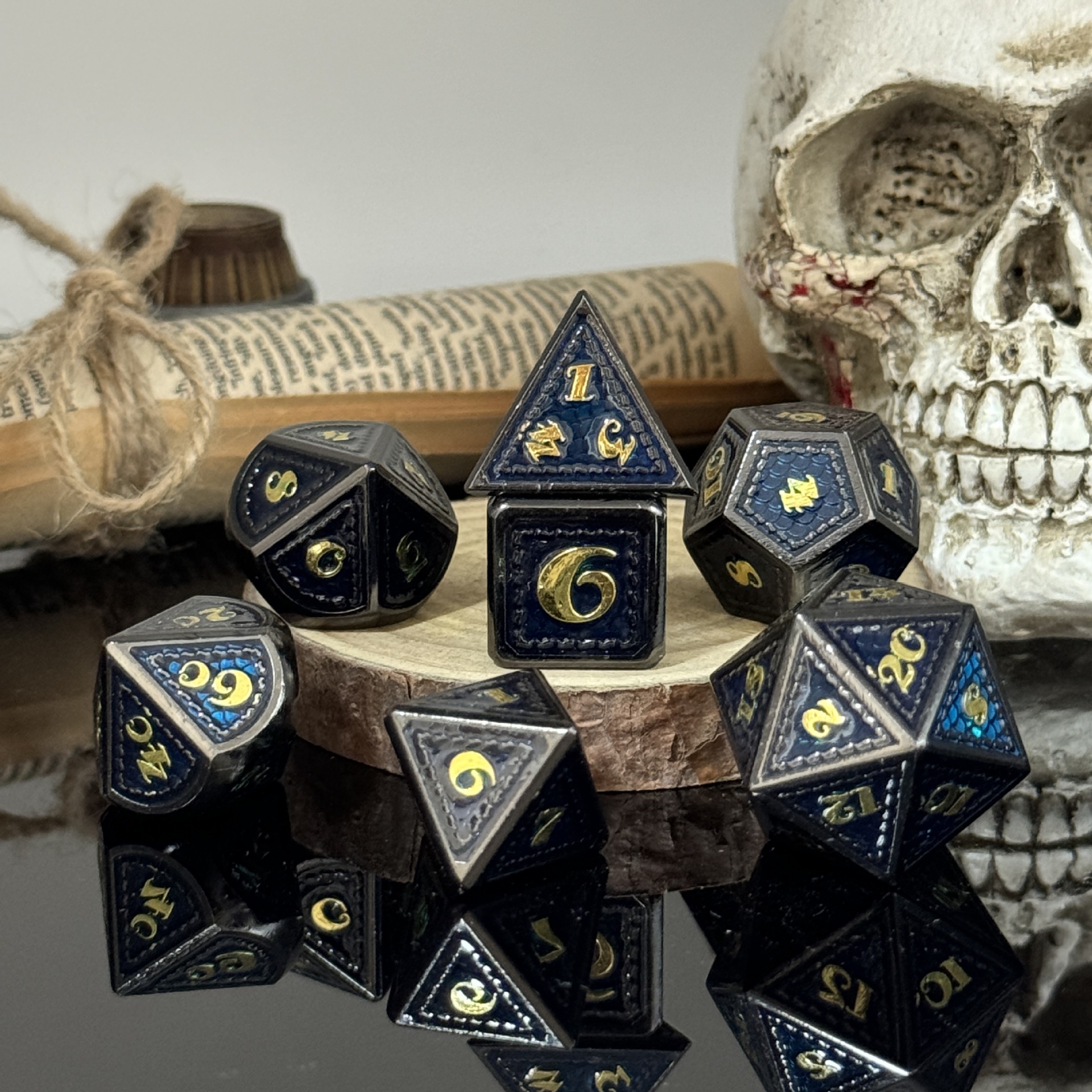 Dados de metal dnd dragón y mazmorras juego de mesa juego de dados sólidos trpg running ground poliedro cromado