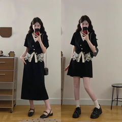 プラスサイズの女性の 2025 夏の新しいファッションデザインステッチレースフェイクツーピーストップ + スカートスーツ