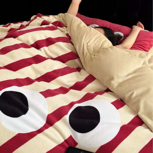 ins fun dopamine thickened milk velvet four-piece set thickened winter cashmere quilt cover warm plus velvet bed sheets