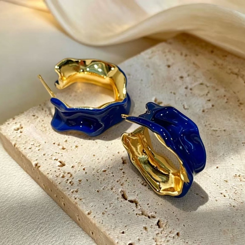 Retro Blue Enamel Glaze Wavy C-Shaped Hoop Earrings, Stylish and Unique Metal Style Irregular Shaped Earrings