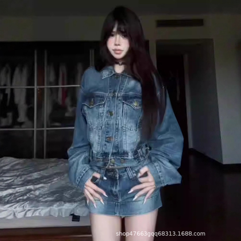Retro Sexy Denim Suit for Women in Autum New Loose Slim Jacket for Women Pure Desire Low-Waist Culottes for Women Two-Piece Set