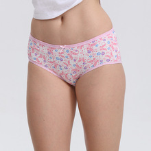 厂家直营竹纤维印花女生内裤舒适透气弹力蝴蝶俏皮平角裤透气速干