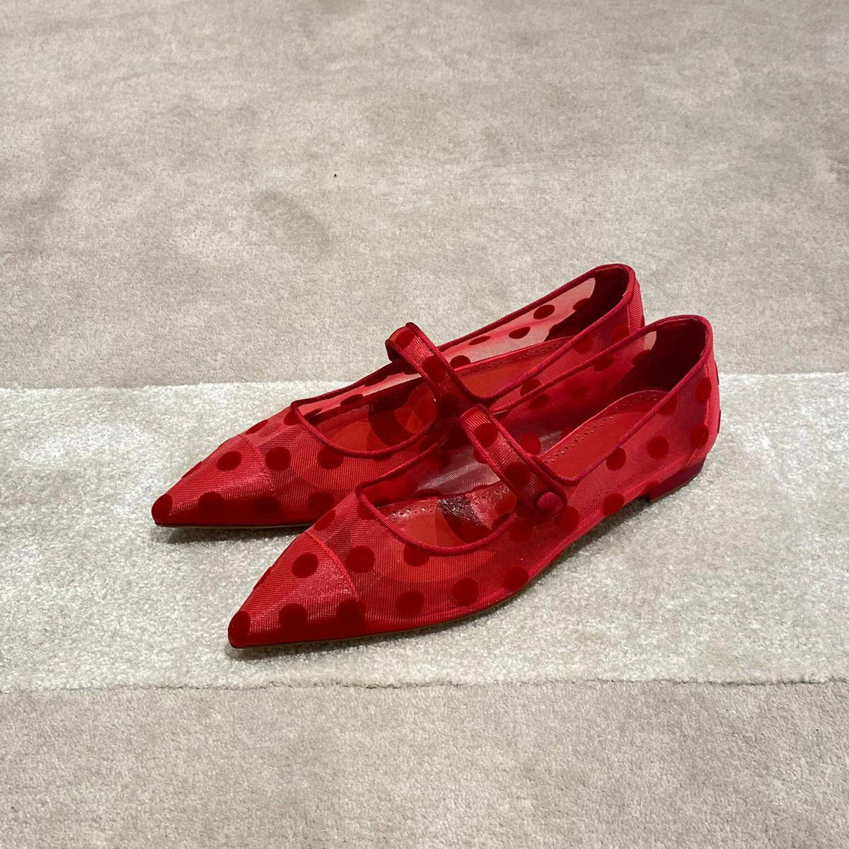 Версия из овчины ~ дышащие женские сандалии на плоской подошве из натуральной кожи с сеткой, туфли Мэри Джейн с вырезом и острым носком на мягкой подошве, туфли-лодочки