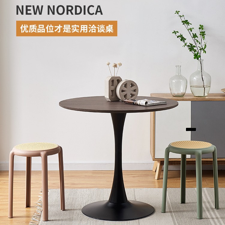 Medieval Style Negotiation Chair Modern Simple Home Round Dining Table Small Apartment Retro Round Table Living Room Balcony Coffee Table