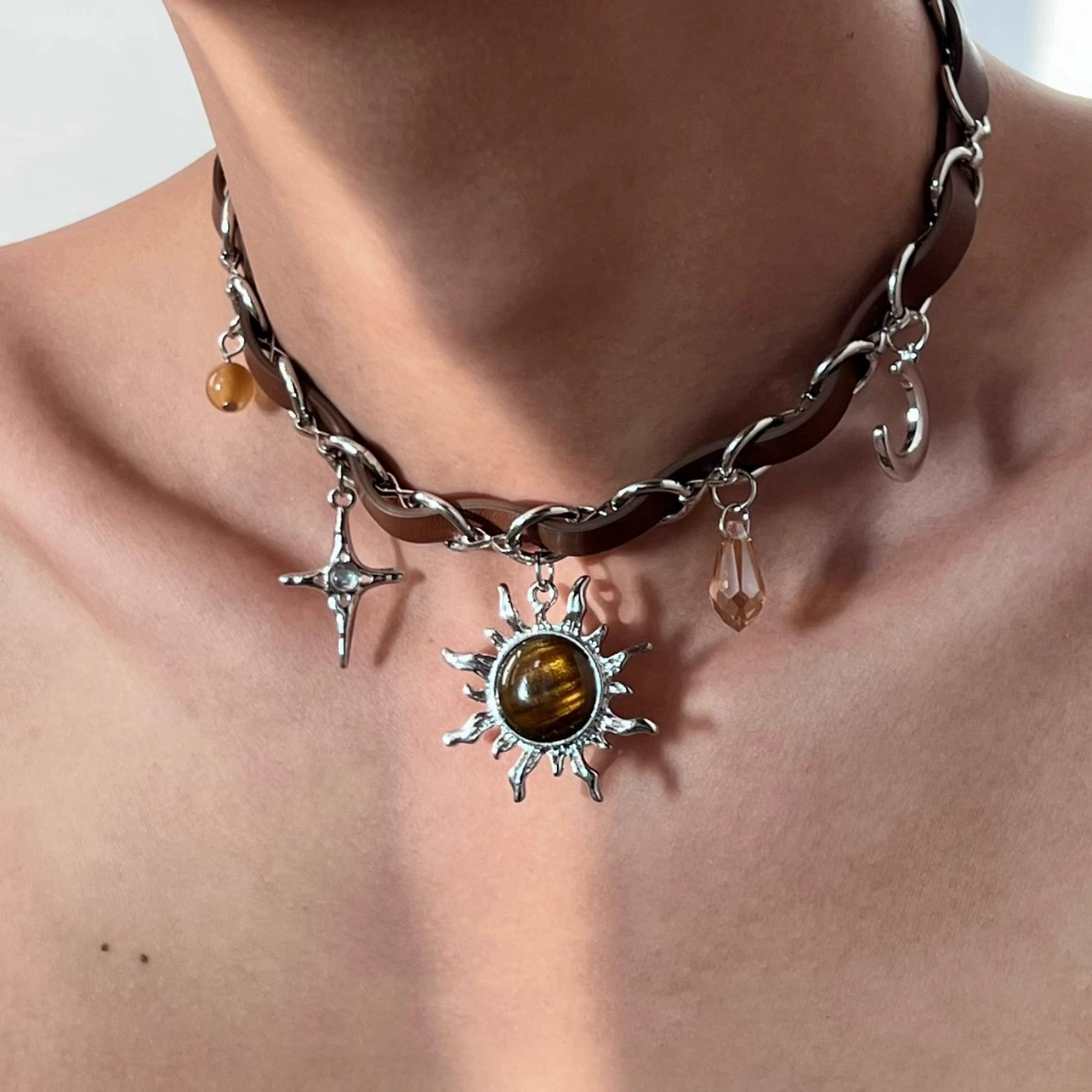 Choker Cluber Metal-Leather Collar, Y2K Subculture Style, Chain & Cross Charms